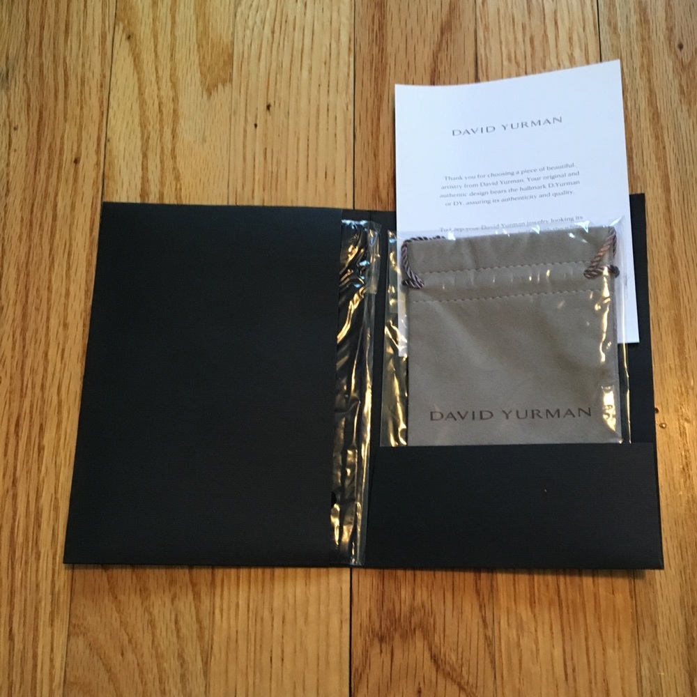 David Yurman 4 envelops bundle - Picture 3 of 4